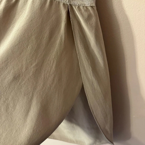 Aritzia Wilfred Capucine Tshirt - Picture 4 of 7